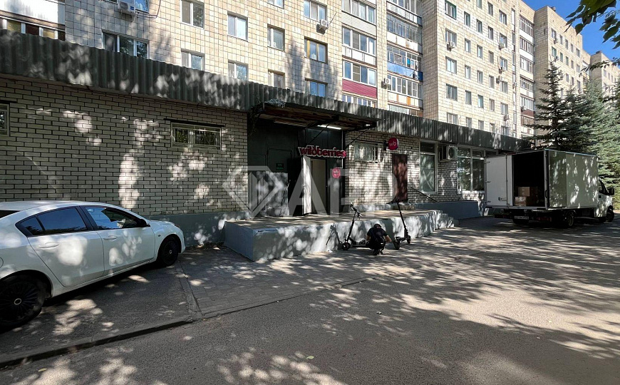 Помещение рядом Пятерочка и ВБ до метро 8 минут фото