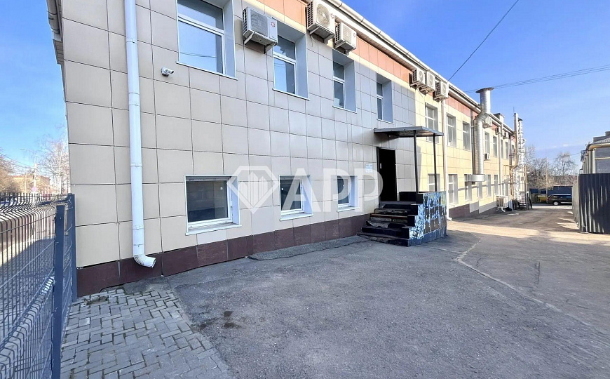 Продается отдельно стоящее здание в центре Ижевска, частично с арендаторами фото