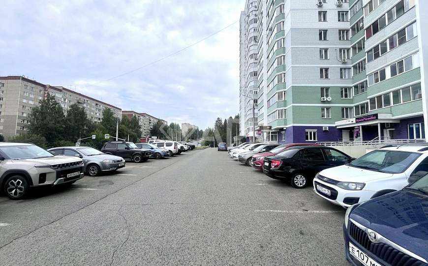 Продается помещение под общепит на Берша, вытяжка по проекту, 1 линия фото
