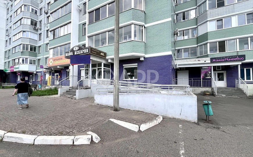 Продается помещение под общепит на Берша, вытяжка по проекту, 1 линия фото