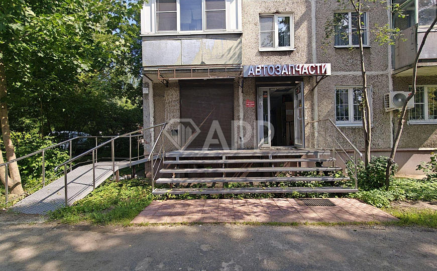 Арендуй лучшее помещение стрит ретейла в этом квартале фото