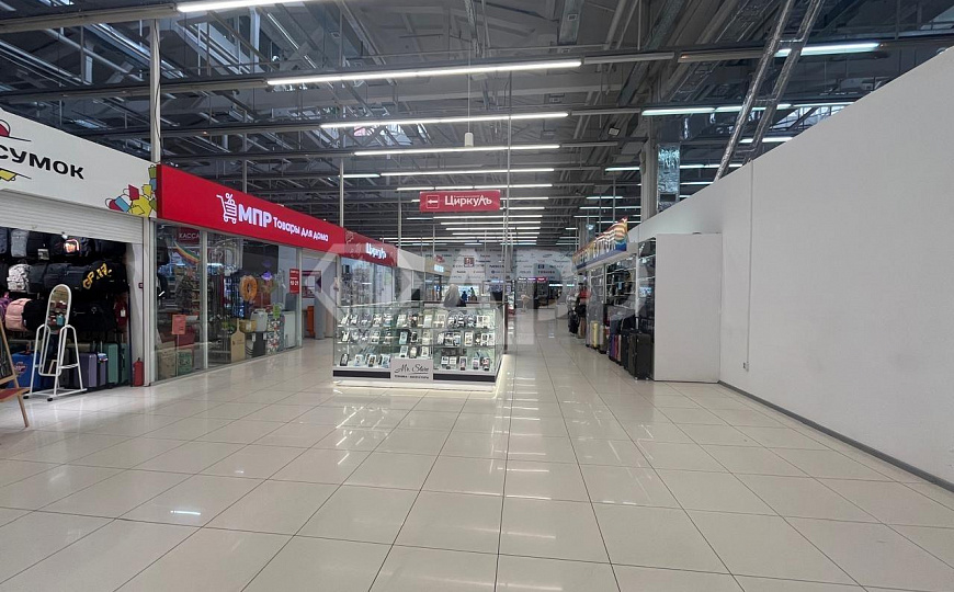 АРЕНДА ТОРГОВОГО ПОМЕЩЕНИЯ 117 м² В ТЦ «АВРОРА ПАРК фото