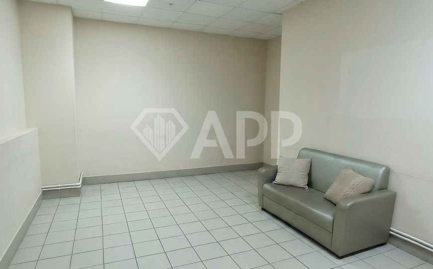 Тёплый склад/производство в Казани: площади от 200 до 550 м² с дебаркадером! фото