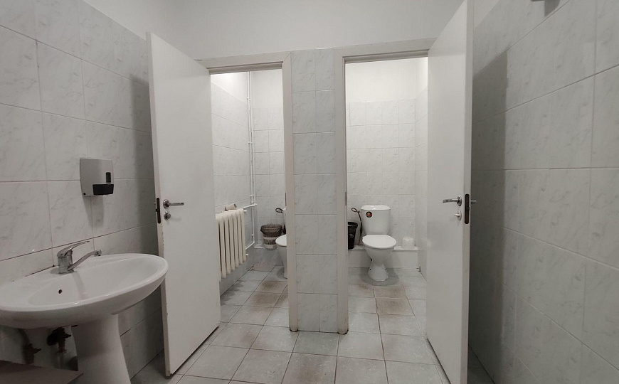 Отдельно стоящее здание, 1 782 м² фото