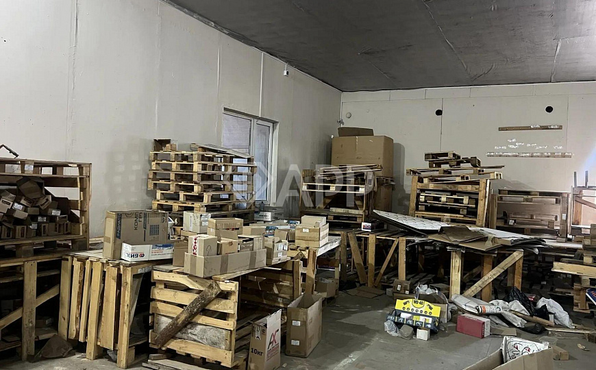 Сдам помещение свободного назначения, 310 м². До 560 м² фото