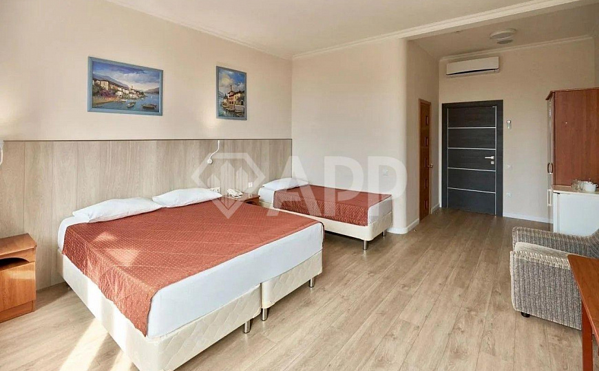 Продам гостиница, 3 245 м² фото