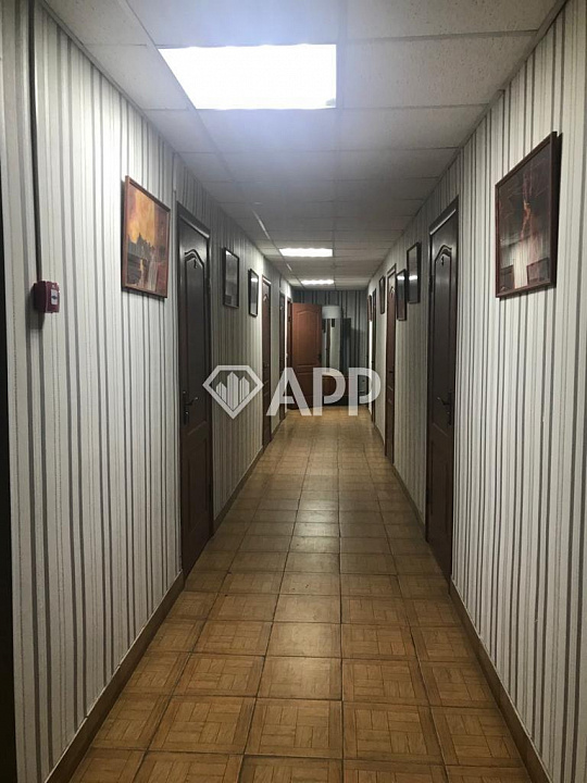 Продается отдельно стоящее двухэтажное здание 1 200 м² фото