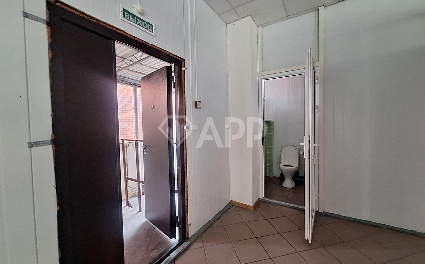 Сдам отдельно стоящее здание площадью от 182 м² до 339 м² фото