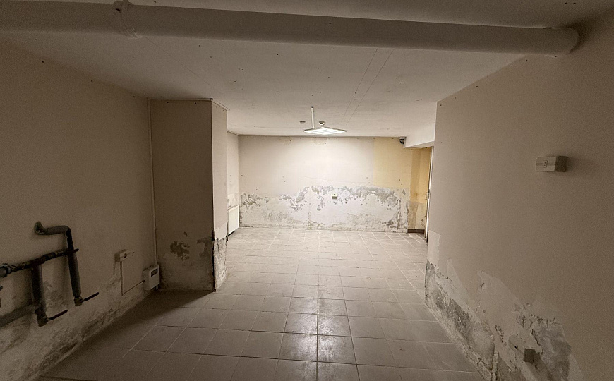 Помещение на цокольном этаже, 180м2 фото