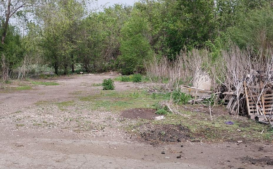 База (производство, склад). 3272 кв.м, участок 1,6 Га  фото