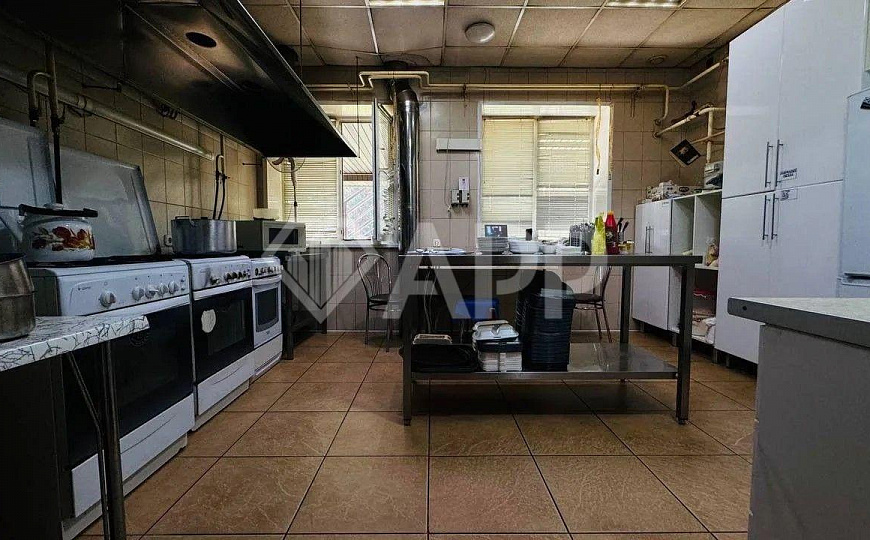Сдам отдельно стоящее здание, 1 000 м² фото