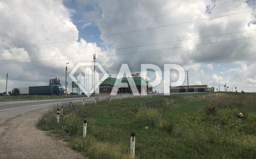 Продается отдельно стоящее двухэтажное здание 1 200 м² фото