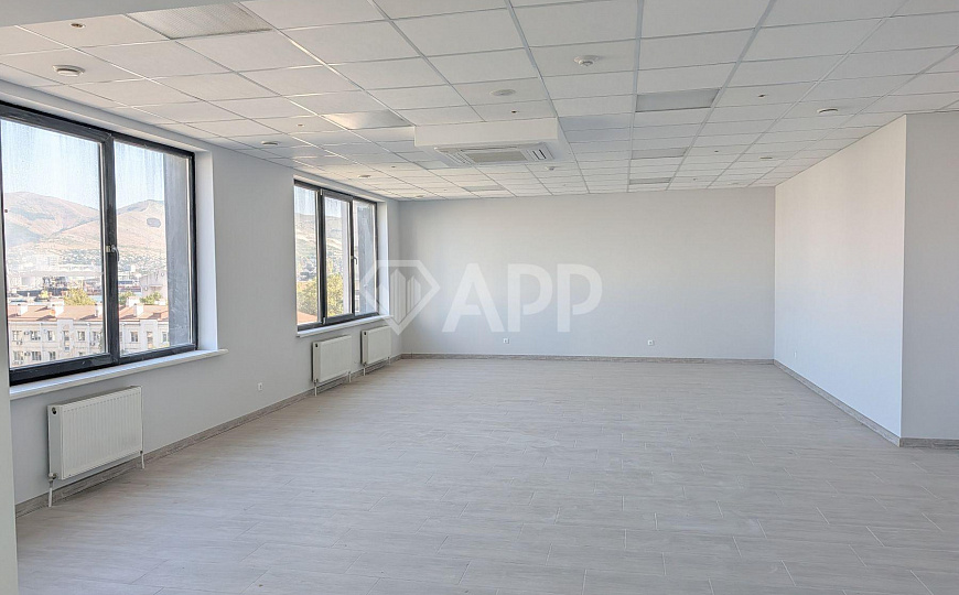Продаю офисы до 1000 м² фото