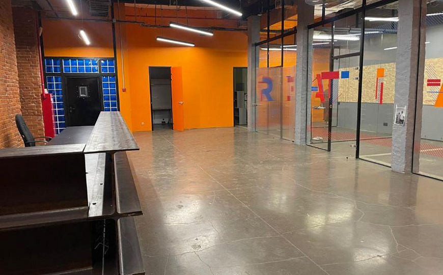 Представительский офис в стиле ЛОФТ 748 м² фото