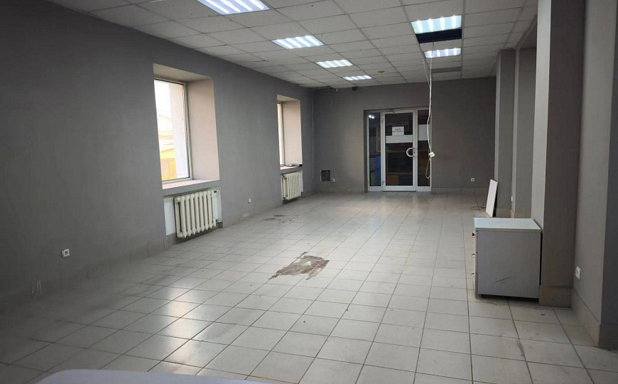 Сдается в аренду универсальное помещение 160 м² на первой линии! фото