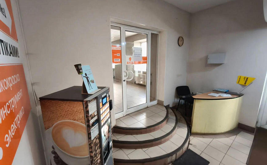 Сдается в аренду универсальное помещение 160 м² на первой линии! фото