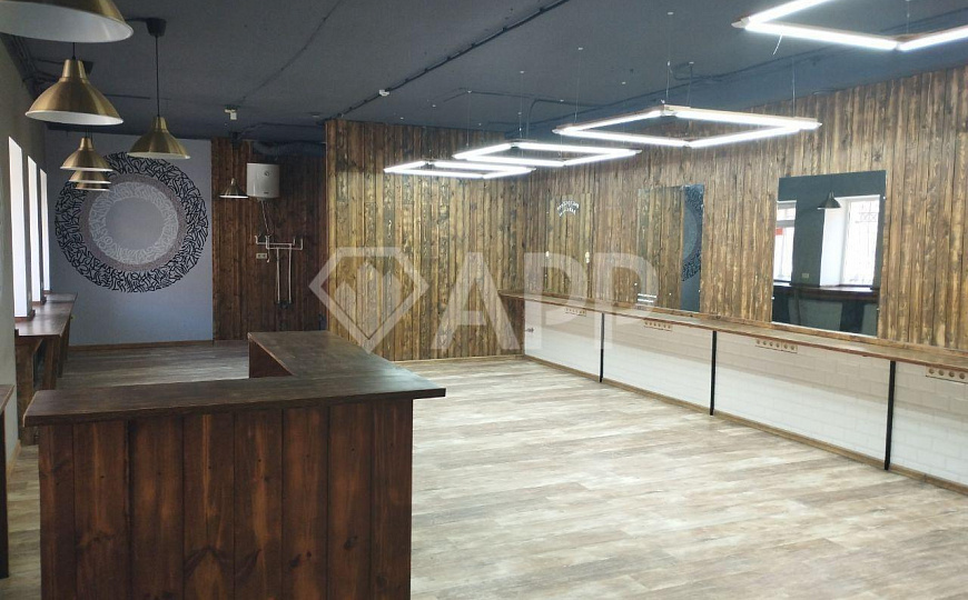 Сдаются 530м² в центре на 1 этаже с НДС фото