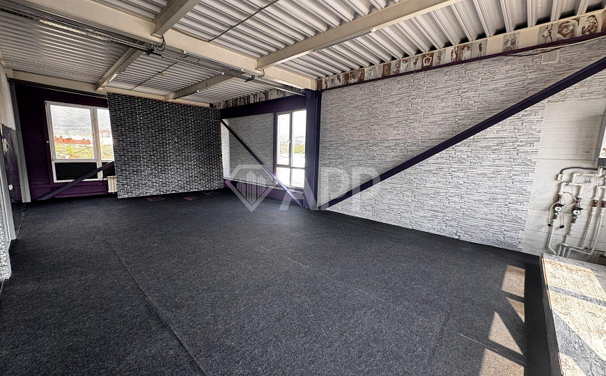 Сдам торговый центр, 75 м² фото