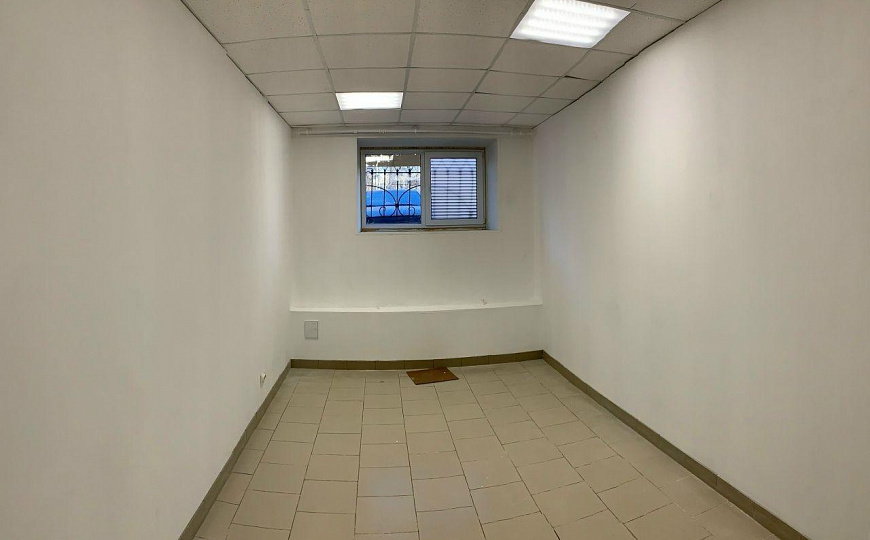Сдается офис 15 м² c водой фото
