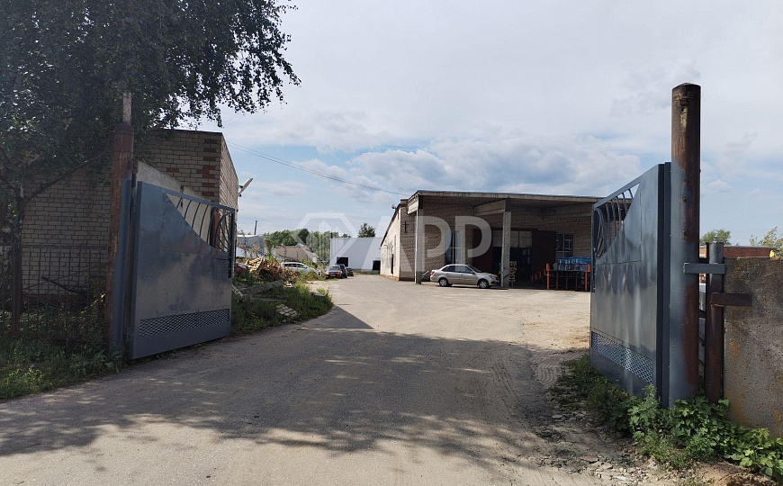 Здание склада 1376 м² фото