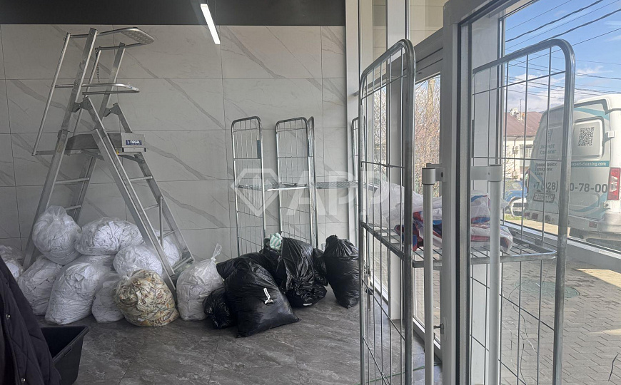 Продам отдельно стоящее здание, 354 м² фото