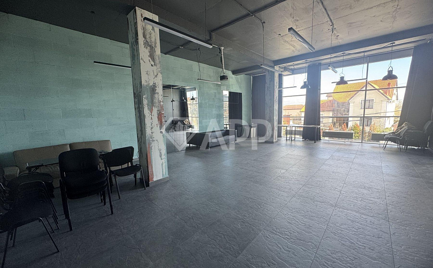 Продам отдельно стоящее здание, 354 м² фото