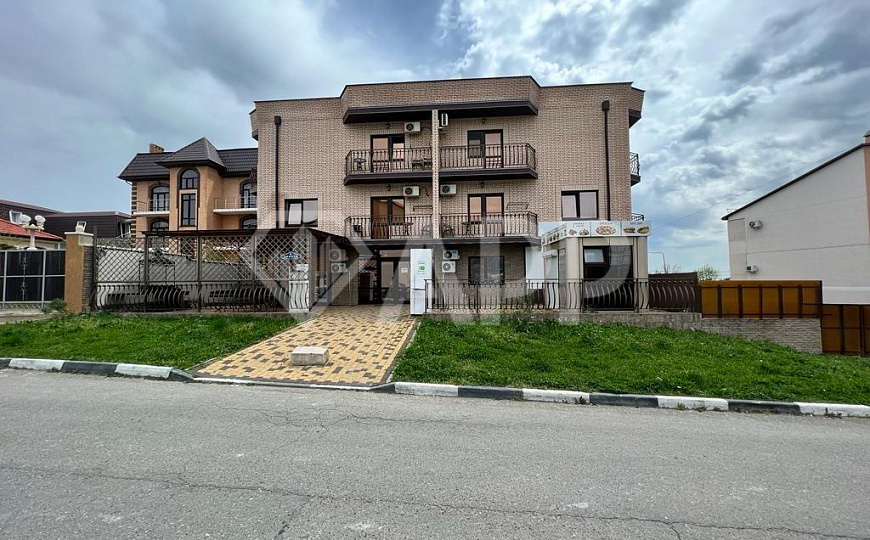 Продам гостиница, 1 488 м² фото