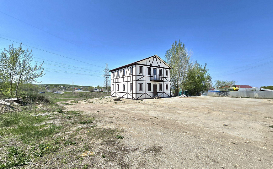 Отдельно стоящее здание с ЗУ, 3923 кв.м фото