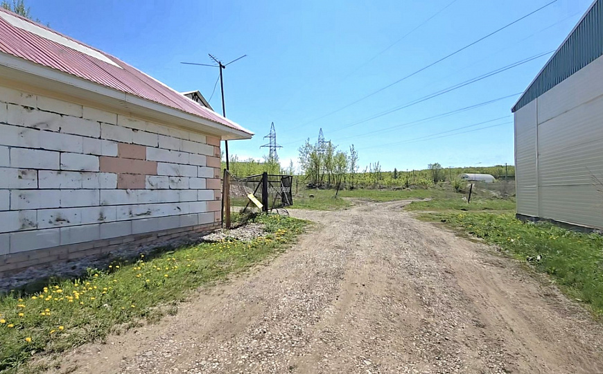 Отдельно стоящее здание с ЗУ, 3923 кв.м фото
