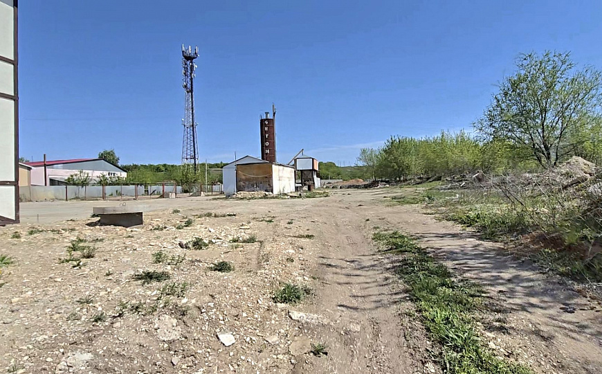 Отдельно стоящее здание с ЗУ, 3923 кв.м фото
