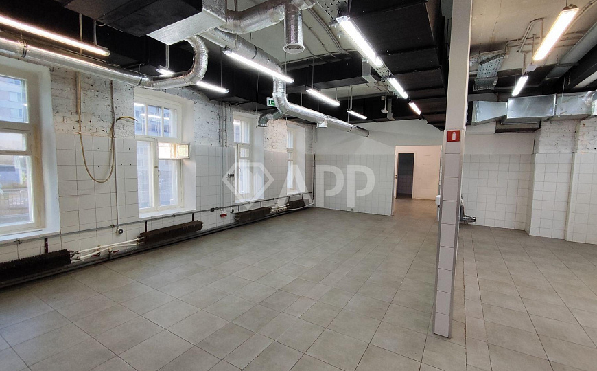 Сдам производственное помещение, 300 м² фото