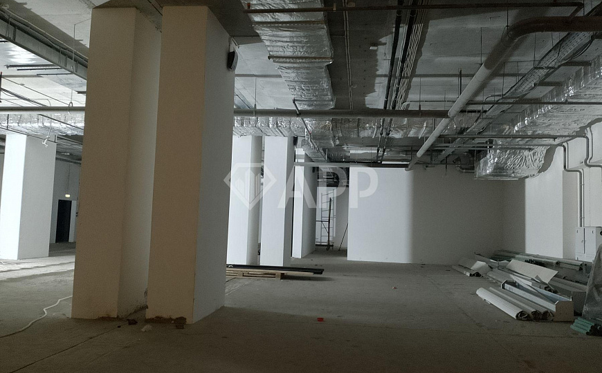 362 м² на 1м этаже БЦ, рядом с метро!  фото