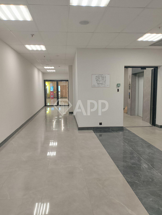 362 м² на 1м этаже БЦ, рядом с метро!  фото