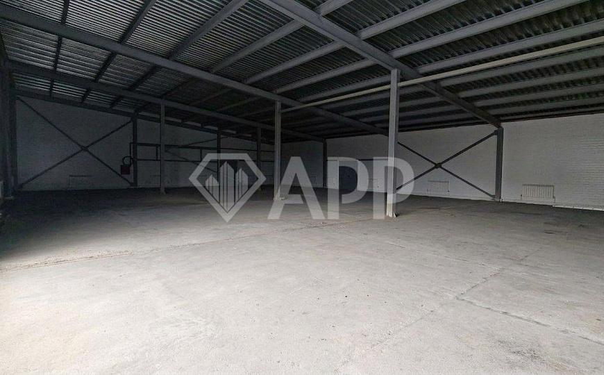 ПСН (здание) 985кв.м очень высокий трафик фото