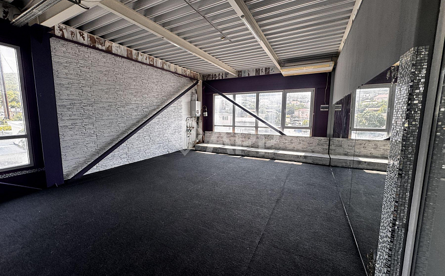 Сдам торговый центр, 75 м² фото