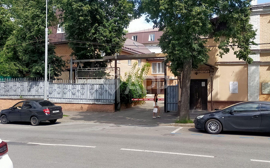 Здание в центре, 519м², под апарт-отель, офис фото