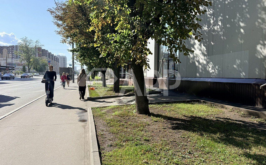 Сдам торговый центр, 73,68 м² фото