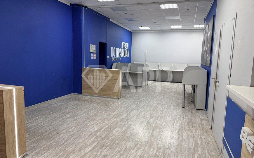Сдам торговый центр, 73,68 м² фото