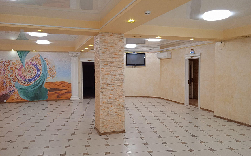 Помещение общественного питания, 325 м² фото