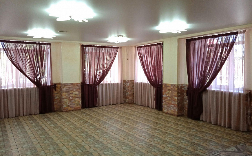 Помещение общественного питания, 325 м² фото
