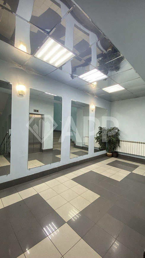 Офис 150 м² под медцентр, детский центр в ТЦ Ярус у м. Озерки фото