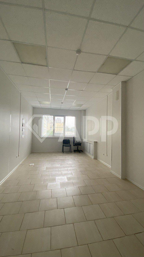 Офис 150 м² под медцентр, детский центр в ТЦ Ярус у м. Озерки фото