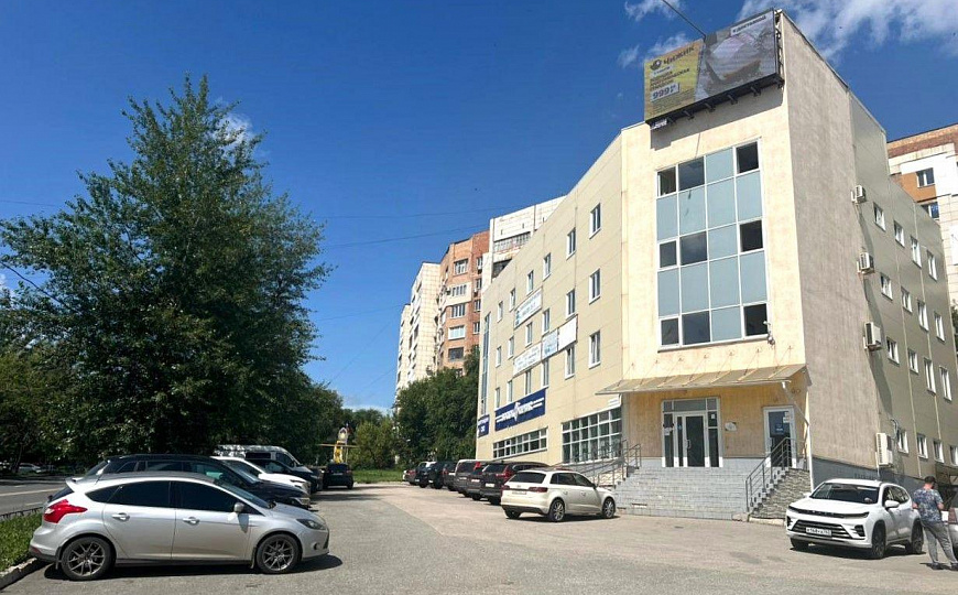 Продажа доли в отдельно-стоящем бизнес-центре фото