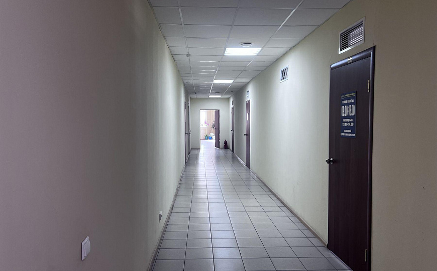 Продажа доли в отдельно-стоящем бизнес-центре фото