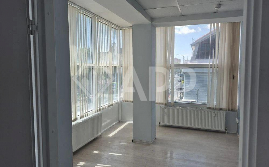 Сдаю офисное помещение, от 140 до 600 м² фото