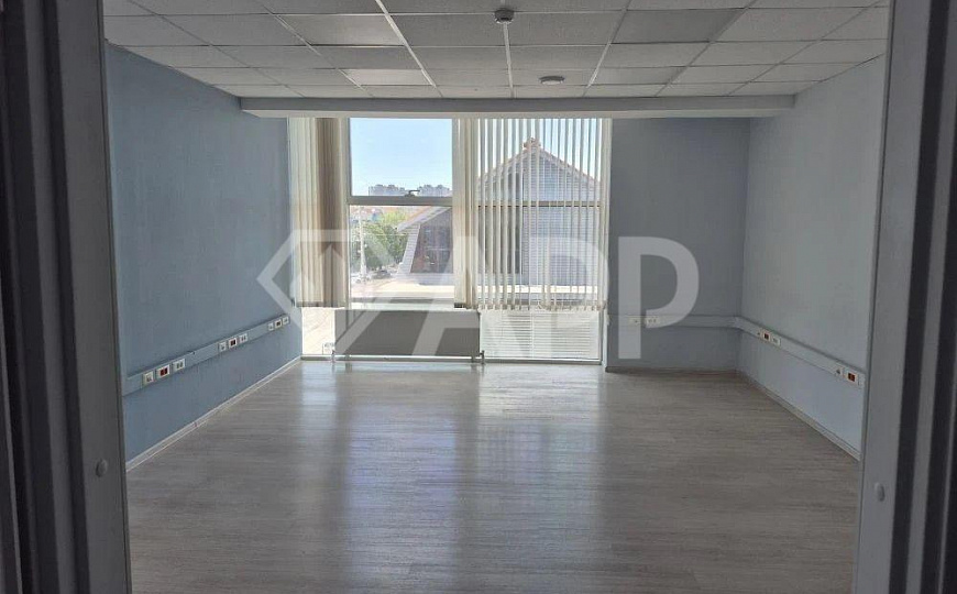 Сдаю офисное помещение, от 140 до 600 м² фото