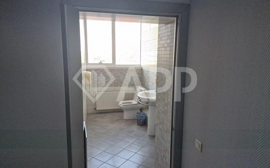 Сдаю офисное помещение, от 140 до 600 м² фото