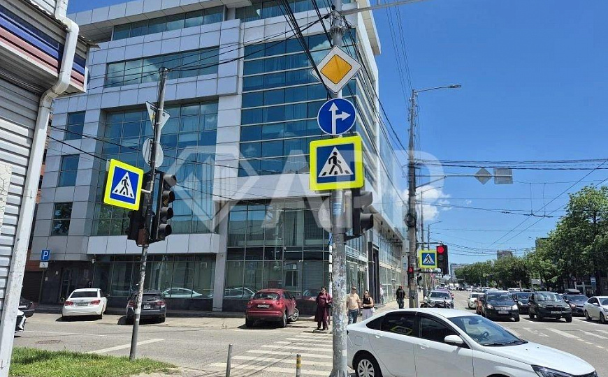 Сдаю офисное помещение, от 140 до 600 м² фото