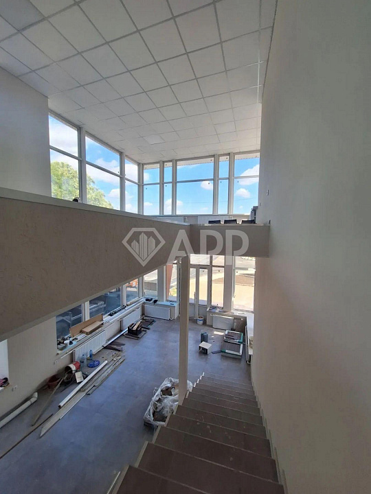Сдам помещение свободного назначения, 420 м² фото