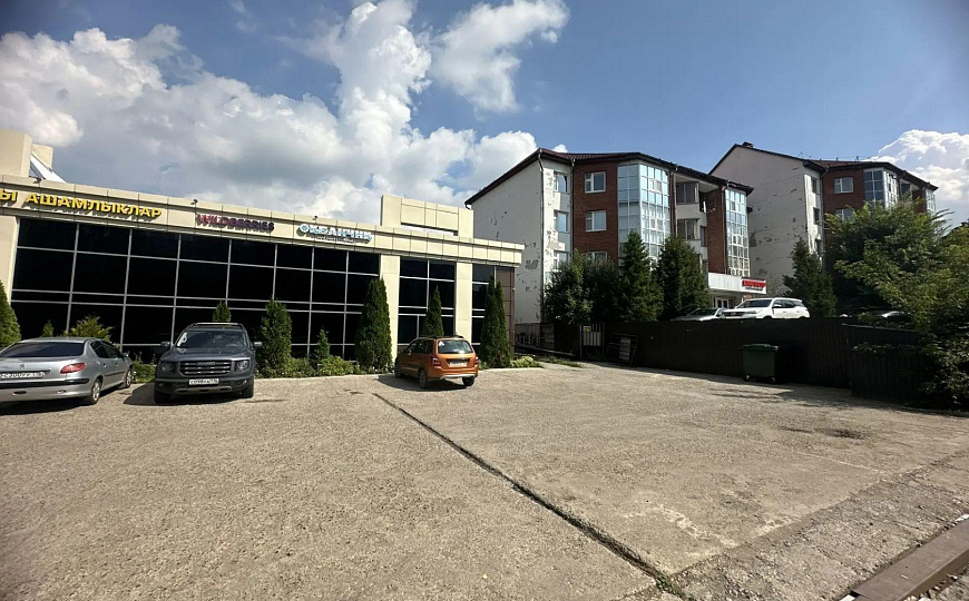 Отдельно стоящее здание 1279,5 м² фото